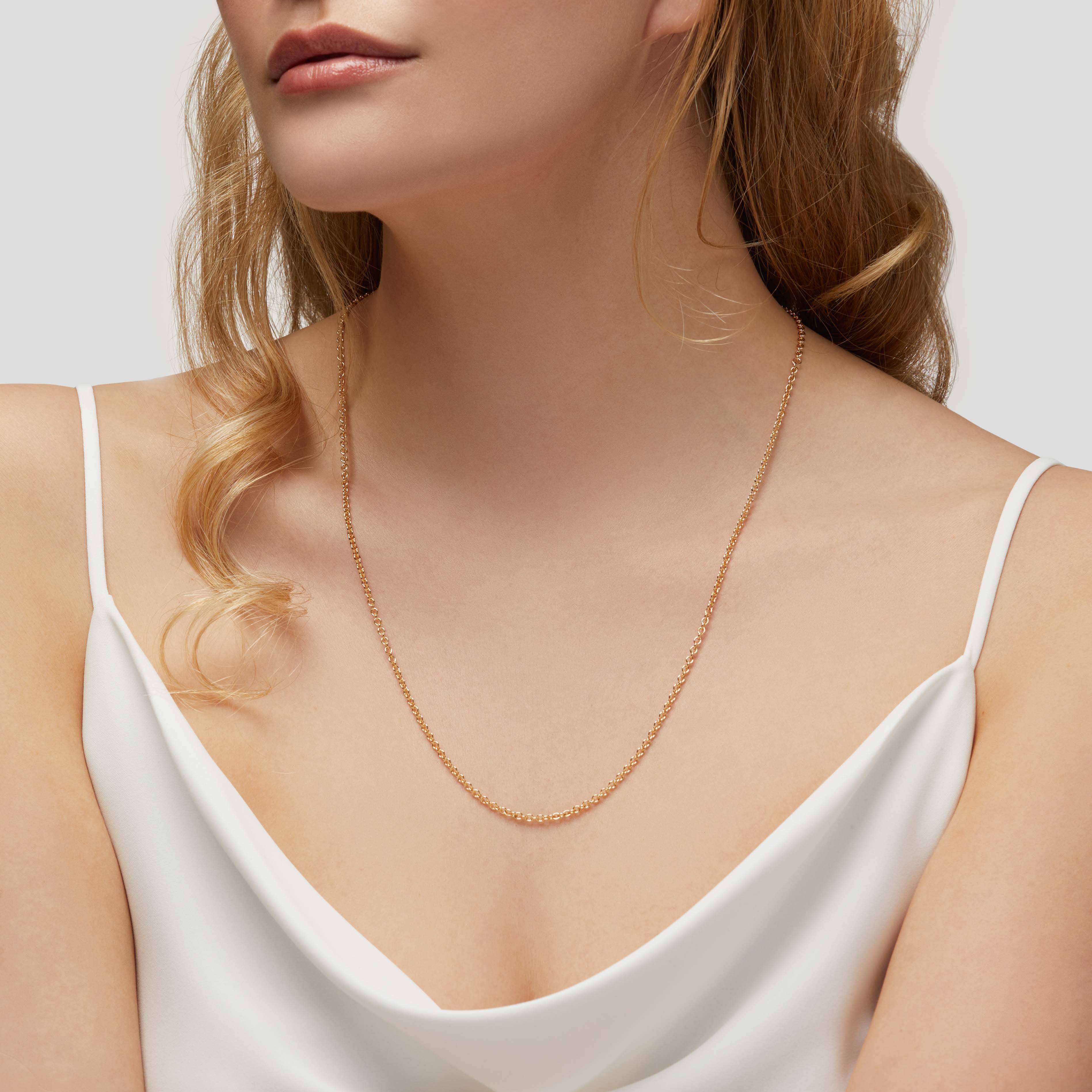 Gold rolo chain necklace sales